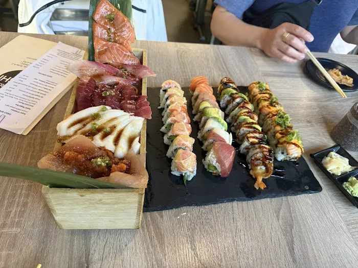 Kiroro Sushi Picture 1