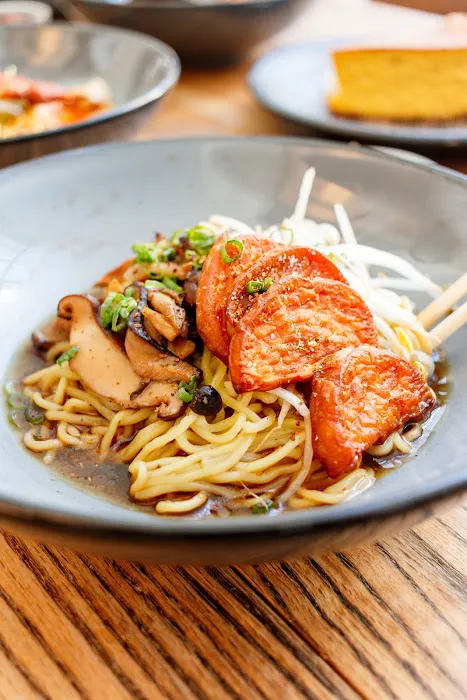 NASHi NOODLES Picture 6