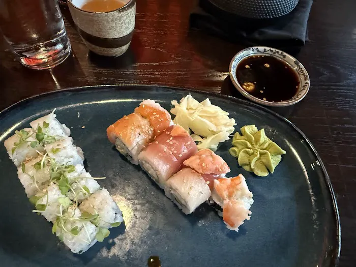 Blue Sushi Sake Grill Picture 7