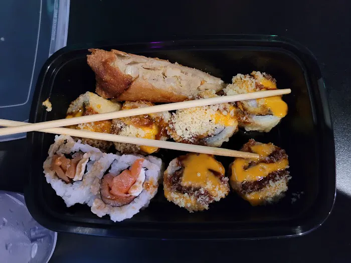 Rock n Roll Sushi - Vanderbilt Picture 1