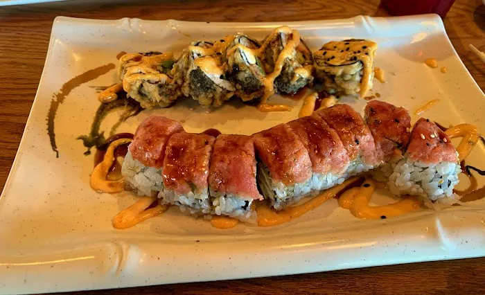 Hai's Sushi & Pho Picture 2