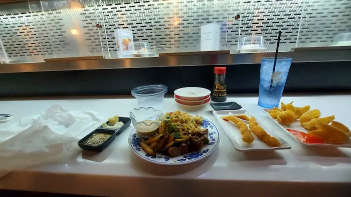 Sushi Train Picture 3