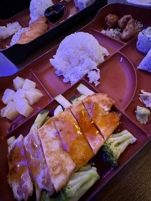 Suki Sushi Picture 8
