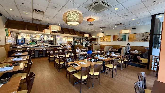 Peter's Sushi & Thai Picture 3