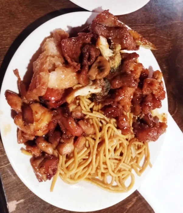 Xiaos' Hibachi and Sushi Japanese Restaurant Picture 5