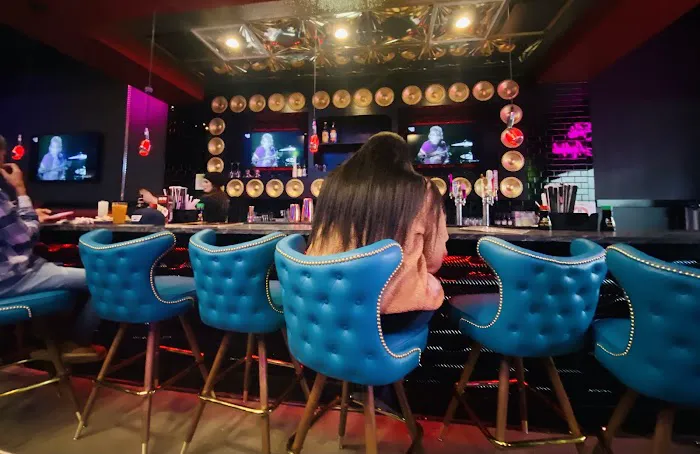 Rock N Roll Sushi Picture 2