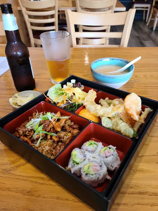 Ikura Sushi Picture 4