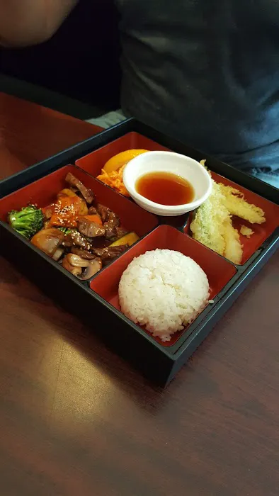 Fin Fusion Sushi Bar Picture 8