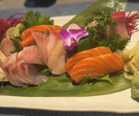 Akita Ramen Sushi & Izakaya
