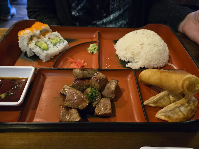 Yellowtail Robata Grill & Sushi Picture 6