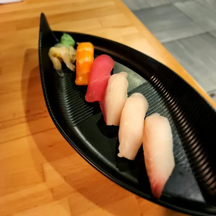 Oishi Asian Fusion | Ramen| Sushi| Tea Picture 7