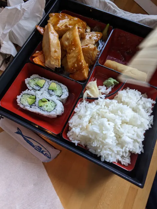 Oishi Asian Fusion | Ramen| Sushi| Tea Picture 9