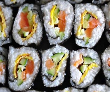 What to Eat at a Japanese Restaurant on Keto: Smart Low-Carb Picks