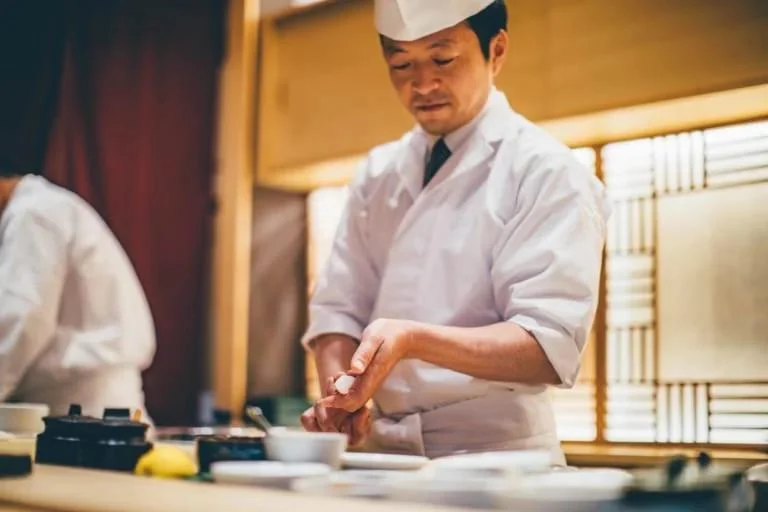 What to Say When You Leave a Japanese Restaurant – Polite Phrases Explained