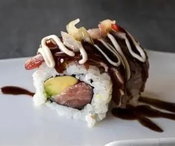 What Is a California Roll at a Japanese Restaurant? Full Guide to This Sushi Classic