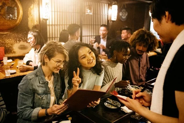 How to Spell Restaurant in Japanese: A Guide to レストラン and More