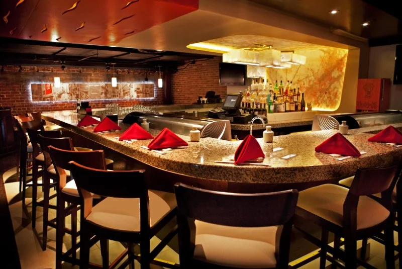What Is an Open Table in a Japanese Steakhouse Restaurant?