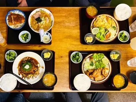 How to Say One Person in a Japanese Restaurant Like a Local