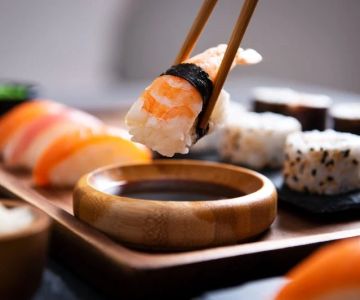 What Food Is Served at a Japanese Restaurant: Authentic Dishes Explained