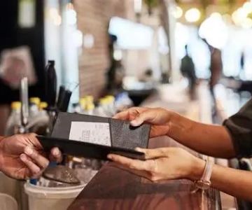 How to Ask for the Bill in a Japanese Restaurant | Cultural Dining Tips