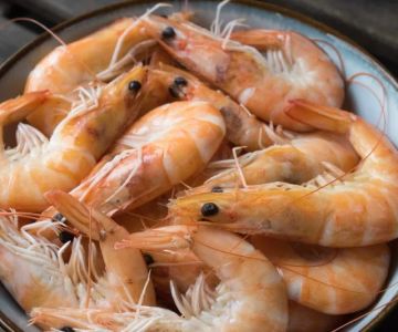 Is All Shrimp in Japanese Restaurants Cooked? What You Should Know