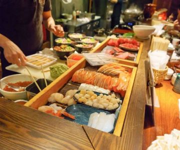 What Restaurants in Tokyo Are Japanese Only and How to Dine There