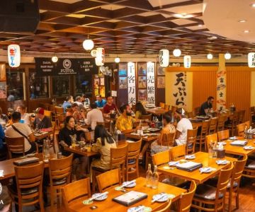 A Foodie’s Experience at Fujiya Japanese Restaurant: A Culinary Adventure