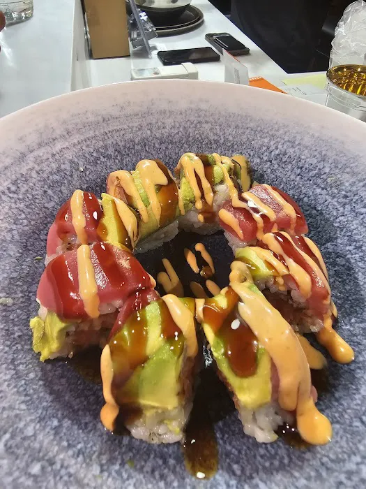 Top Notch Sushi Picture 4
