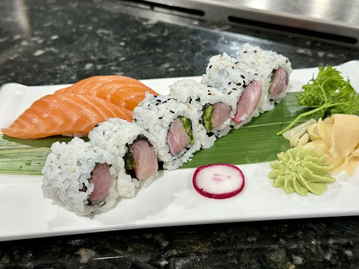 WASABI Sushi Hibachi Bar Picture 2