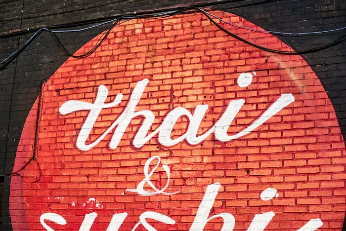 EAV Thai and Sushi Picture 7