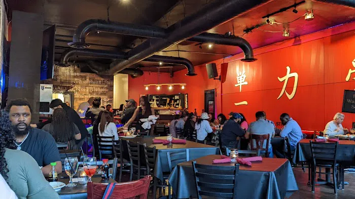 EAV Thai and Sushi Picture 8