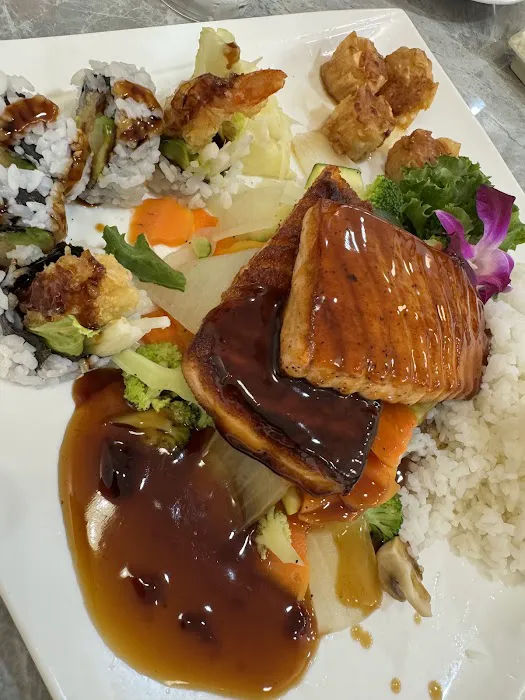 Izumi Sushi & Hibachi Picture 4