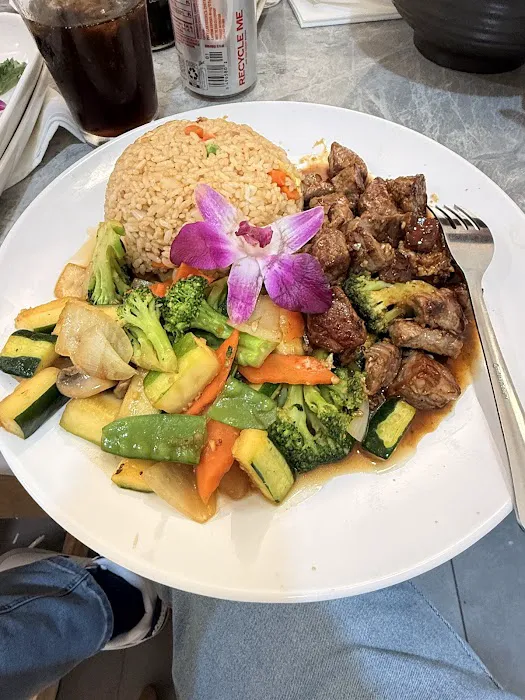 Izumi Sushi & Hibachi Picture 7