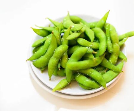 Yacchan by Yasu Tanaka