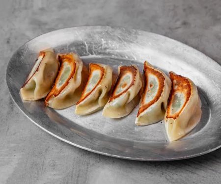 Gyoza Bar 