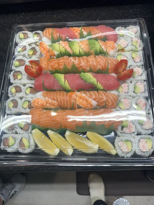Sushi love Picture 3