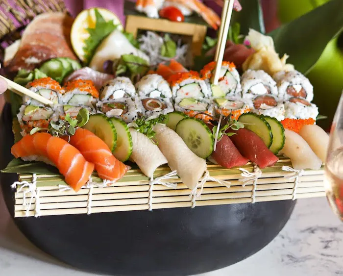 Lemongrass Asian Bistro Sushi Picture 7