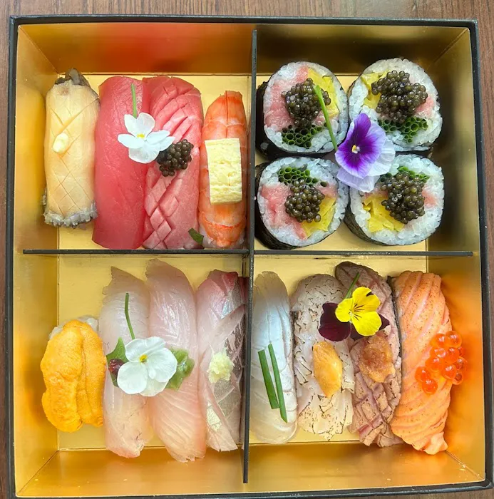 Hiromi sushi Picture 2