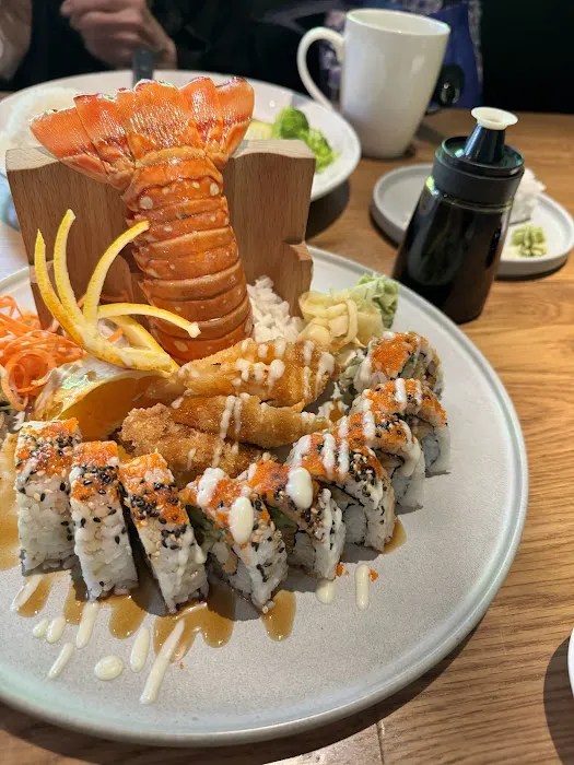 Lemongrass Asian Bistro Sushi Picture 3