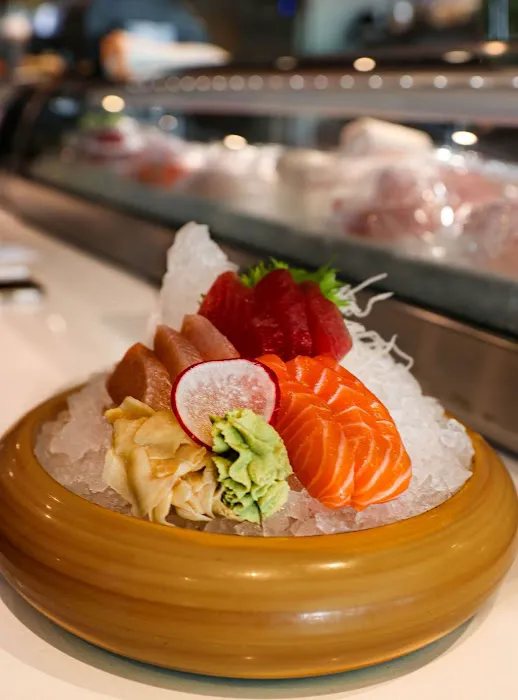 Lemongrass Asian Bistro Sushi Picture 10