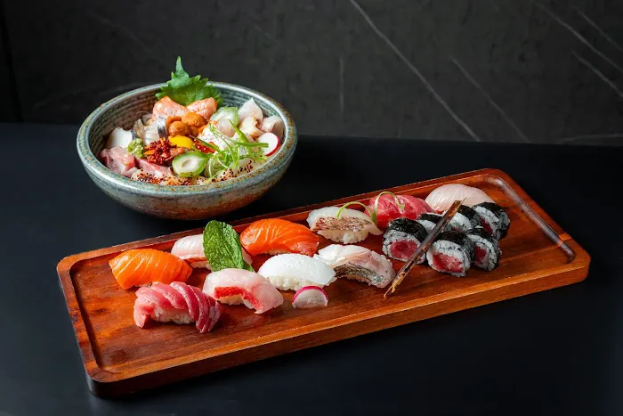 Takumi Japanese Bistro & Bar Picture 5