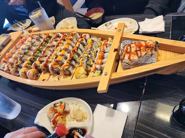 MAKISU SUSHI RESTAURANT Picture 3