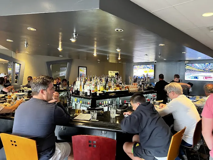 Miyagi Bar & Sushi Picture 4
