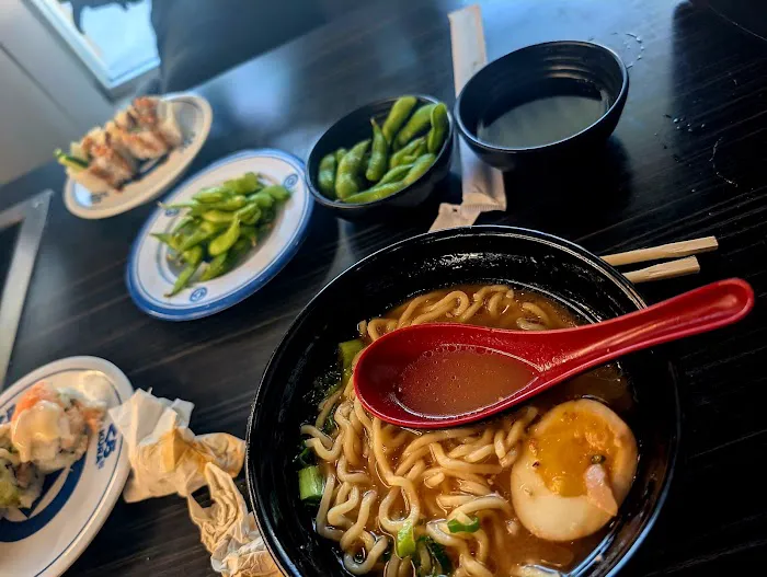 Kura Revolving Sushi Bar Picture 1