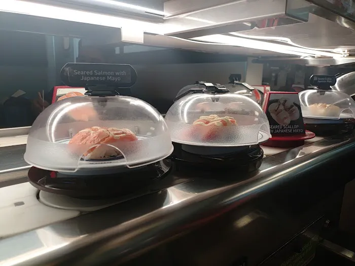 Kura Revolving Sushi Bar Picture 3