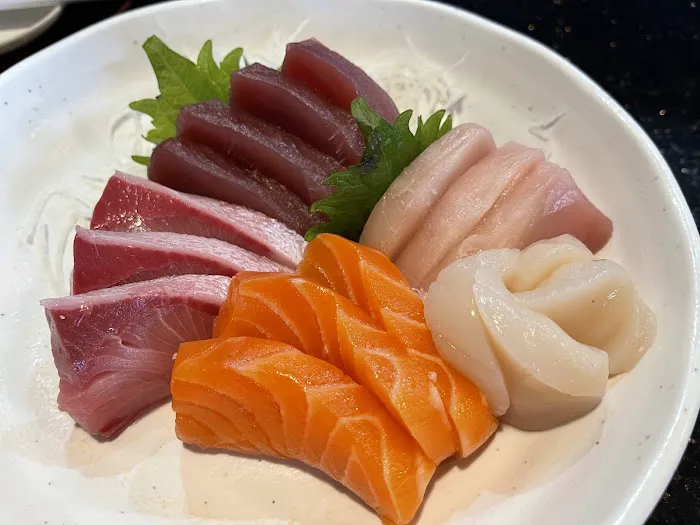 Banzai Sushi Picture 3