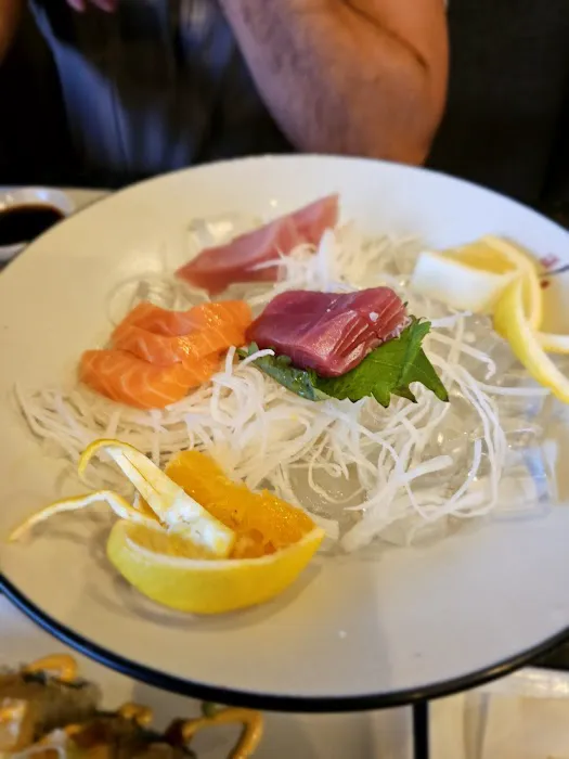 Tsuki Sushi Picture 4