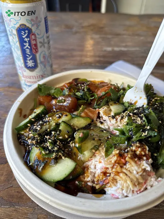 Fish & Things Poke Bar Picture 4