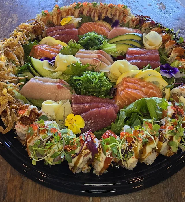 Fish & Things Poke Bar Picture 5