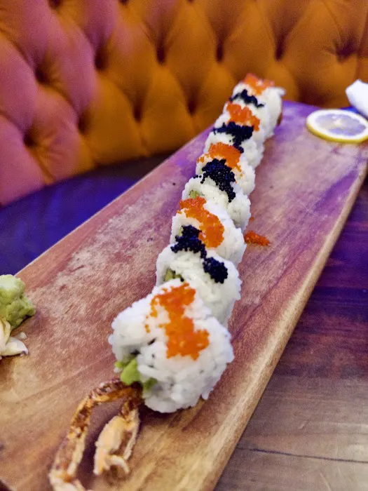 Raw Sushi Bar Lounge Picture 7